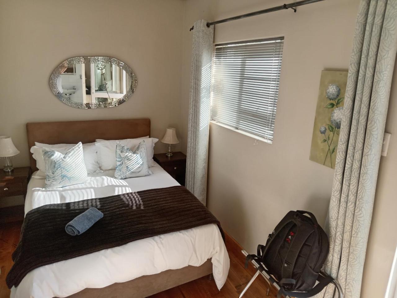 Urban Manor Bed & Breakfast Port Elizabeth Exterior photo